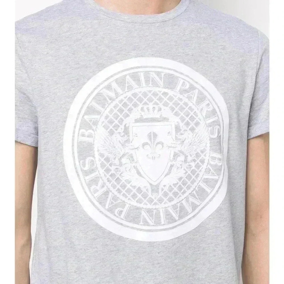 NWT Balmain Men’s Coin Flock Raised Logo Short Sleeve Tee Gray White XS - Picture 5 of 7